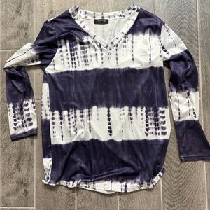 Casual Boho Purple and White Tie-Dye Long Sleeve Top